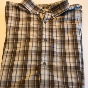 Men’s short sleeve button down shirt